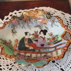 Japanese tobacco  candy dish called because ilong